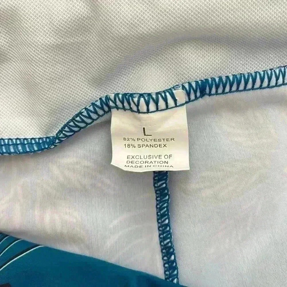 Woman’s Swim Shorts Large - Picture 3 of 3